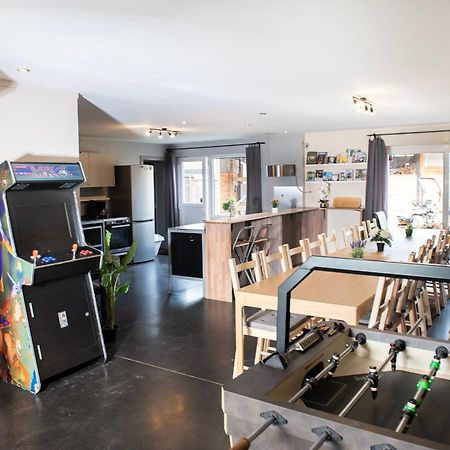 De Smishoeve Met Kinderpret, Dieren En Wellness Heers ภายนอก รูปภาพ