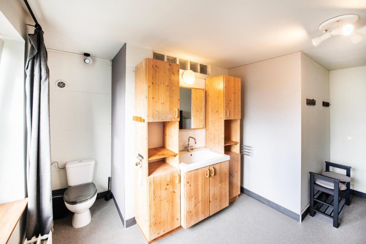 De Smishoeve Met Kinderpret, Dieren En Wellness Heers ภายนอก รูปภาพ