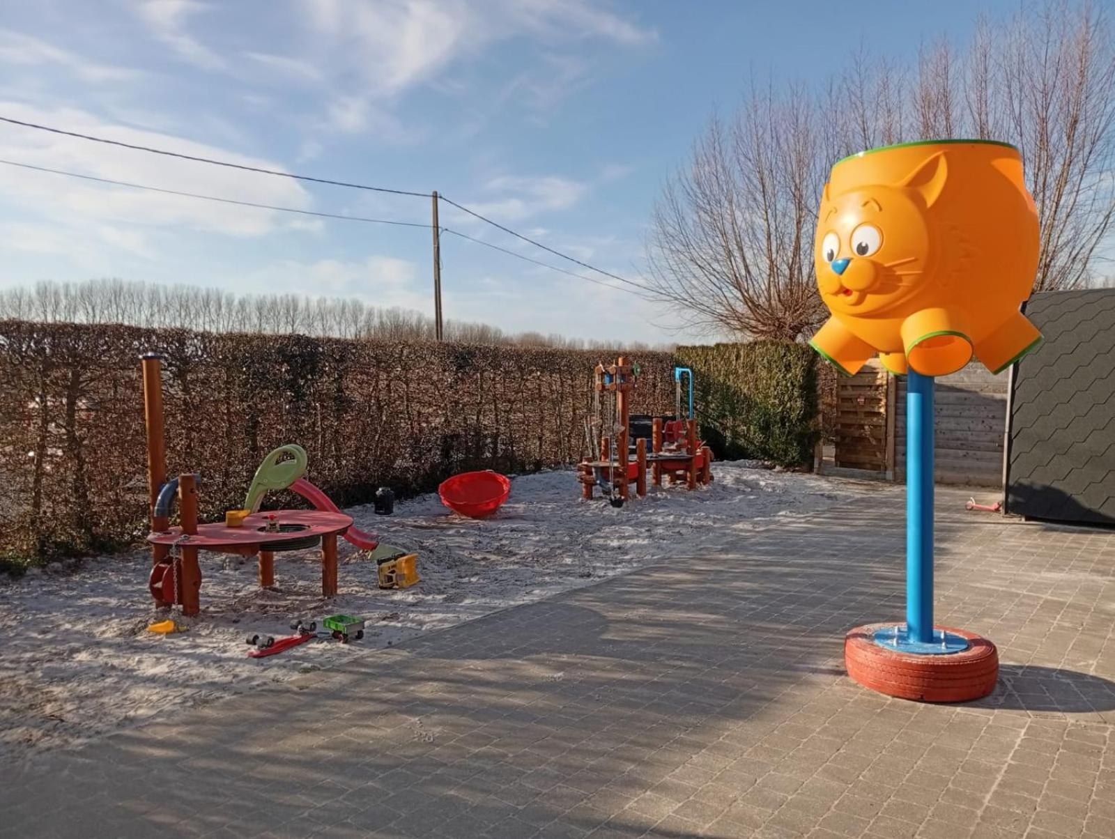 De Smishoeve Met Kinderpret, Dieren En Wellness Heers ภายนอก รูปภาพ